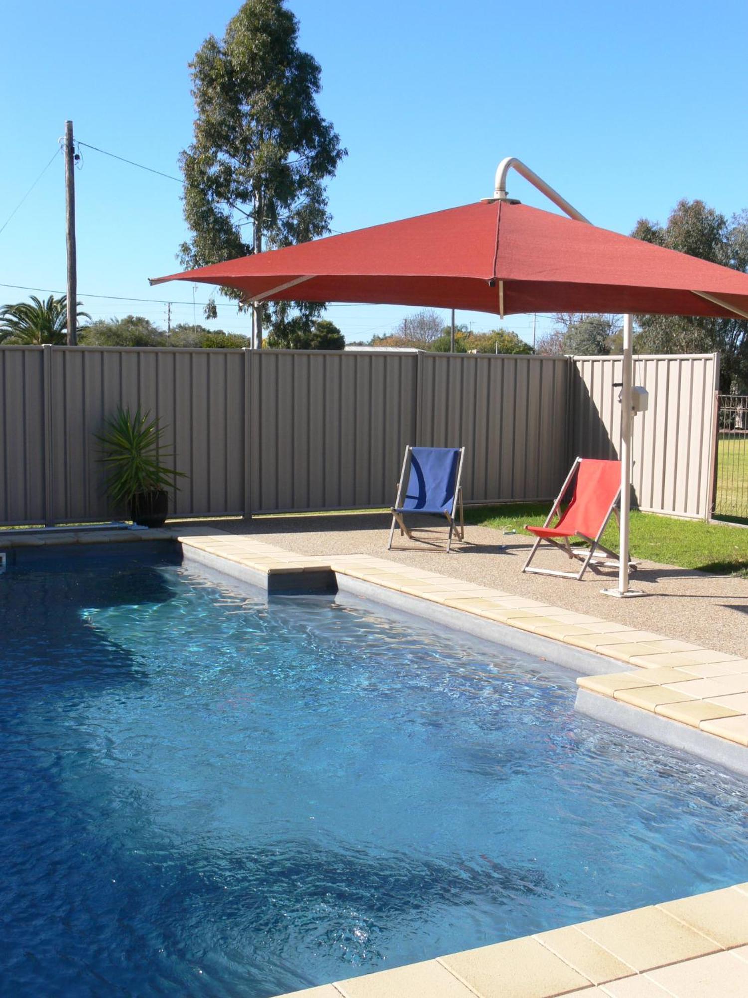 Settlement Motor Inn Deniliquin Exterior foto