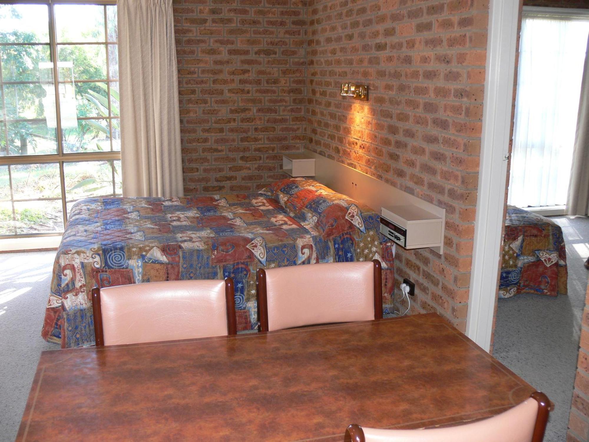 Settlement Motor Inn Deniliquin Exterior foto